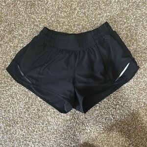 Lululemon Black Hotty hot Shorts low rise 2.5 shorts